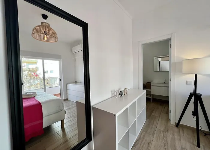 Design By Homing Daire Quarteira