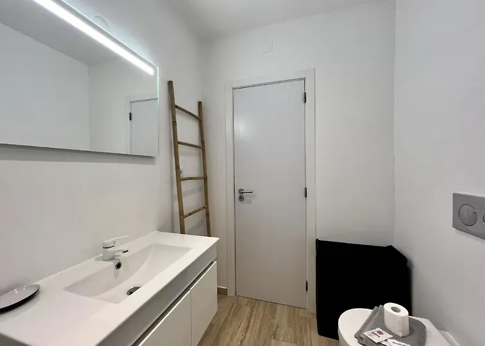 Design By Homing Appartement *